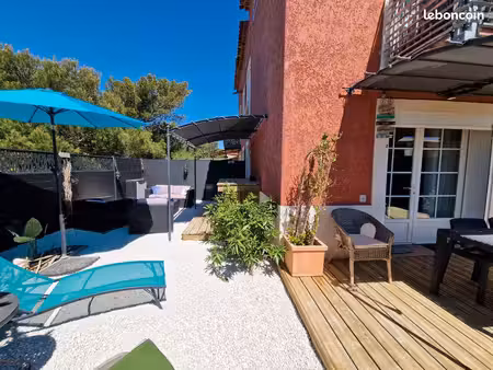 appartement avec grand jardin en bord de mer - hyères la capte 83 côte d'azur