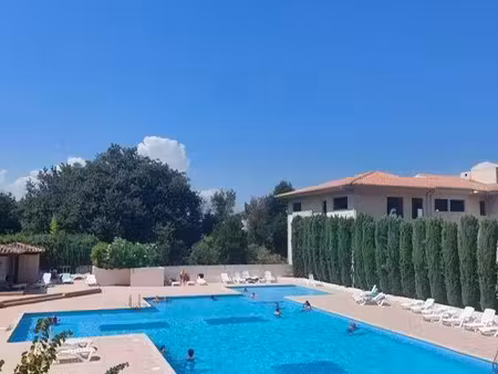 studio 1 pièce 29 m²