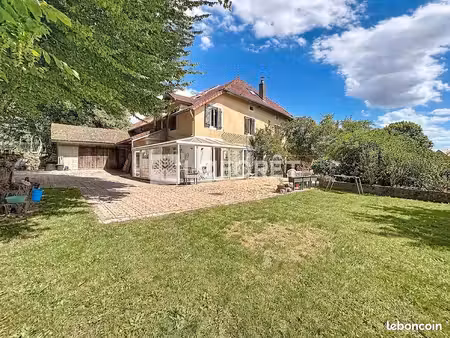maison 5 pièces 127 m²