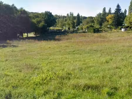 terrain 6 520 m² à louer – dourdan (91) – 200 /mois