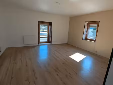 location appartement le ménil 85m2