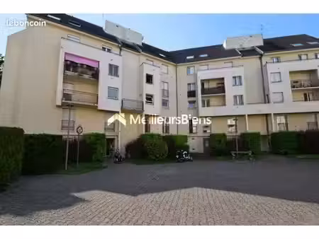 appartement 5 pièces 80 m²