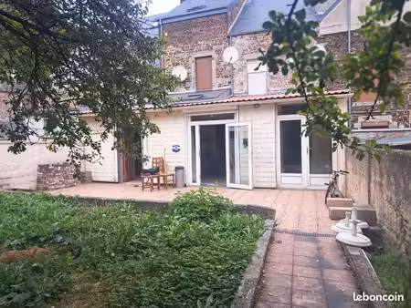 maison 9 pièces 163 m²