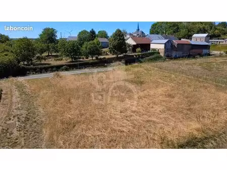 terrain 1610 m² inaumont