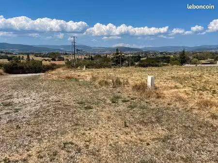 terrain 1200 m2