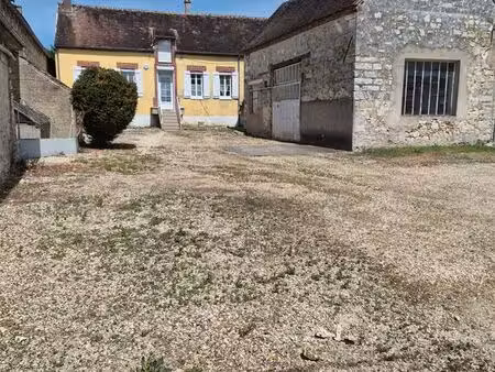 maison restauree avec dépendances