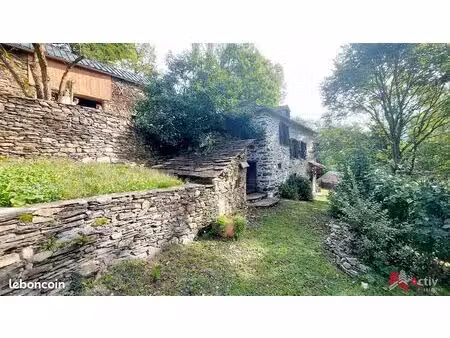propriété 7 pièces 230 m²