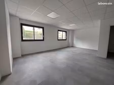 local 100 m² rodez