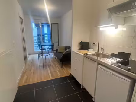 appartement 2 pièces avec balcon - village des rosiers saint ouen sur seine désignée par s
