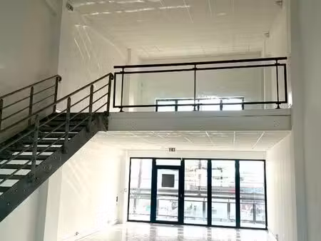 bureaux 119 m² baie mahault