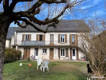 immeuble de rapport 210 m² saint-martin-valmeroux