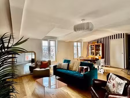 très bel appartement  dernier étage  vieux puteaux
