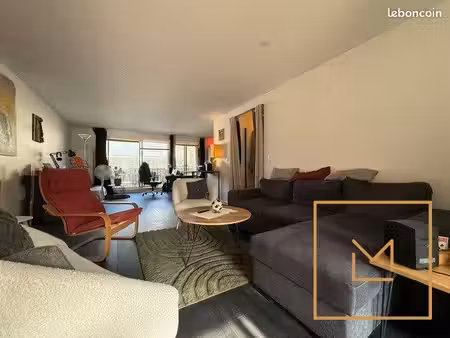 appartement 2 pièces 64 m²