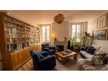 beau et lumineux appartement t5 de 119 m2  grande cave