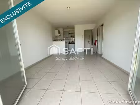 t2 rentable  locataire fidèle  loggia lumineuse