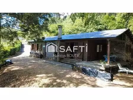 chalet bois et pierre accès privé au lac