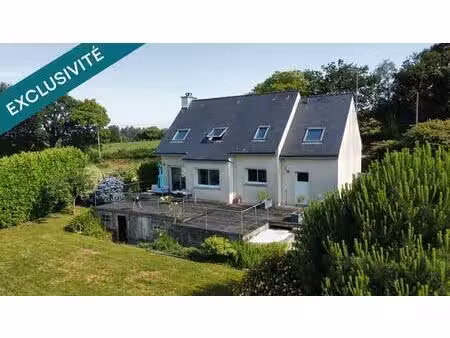 maison familiale avec jardin à gourlizon
