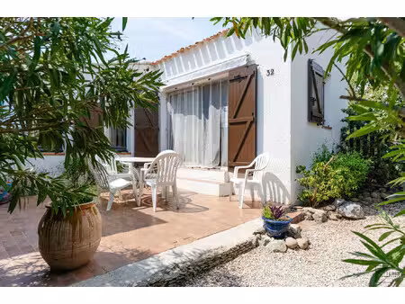 rive droite : pavillon 3 pièces avec jardin et parking