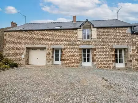 maison en pierre  4 chambres et beaux volumes
