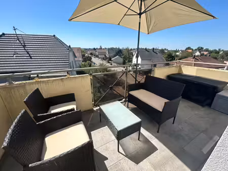 à louer bel f2 avec balcon  garage et cave à baldersheim