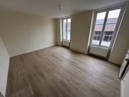 réf 96589: appartement f2