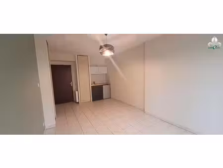 location appartement 1 pièce 22 m² à dijon (21000)  395 €