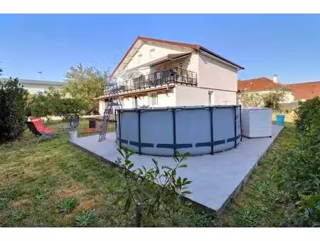 maison individuelle rénovée au calme et proche toutes commodités