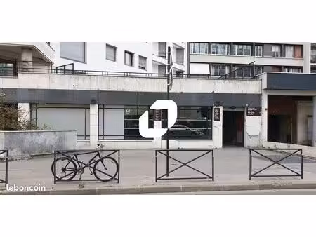 local commercial 212 m²