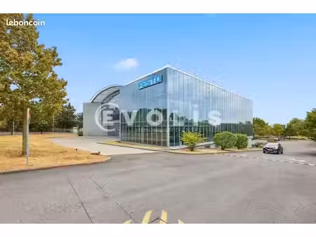 bureaux 268 m²