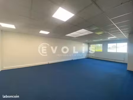 bureaux 112 m²