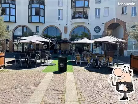 restaurant / salon de thé / chicha