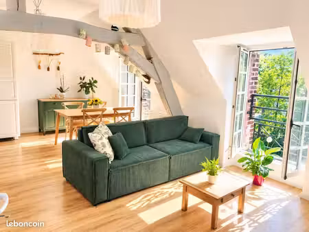 appartement récent avec jardin au sein du manoir de valmondois
