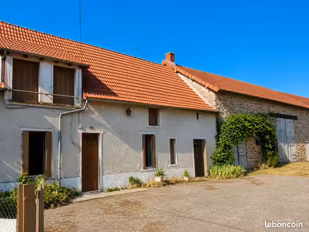 maison 105 m2 et corps de ferme en pierre
