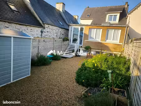 immeuble 10 pièces 183 m²