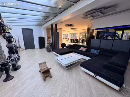 maison 210m2 6 pièces quartier champioux