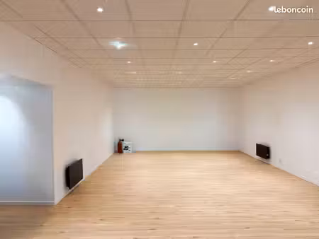 local commercial 85m2 refait à neuf - centre-ville evreux  rue de la harpe