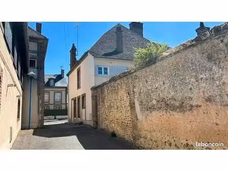 location grande maison familiale en centre ville