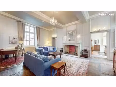 appartement 6 pièces 143 m²