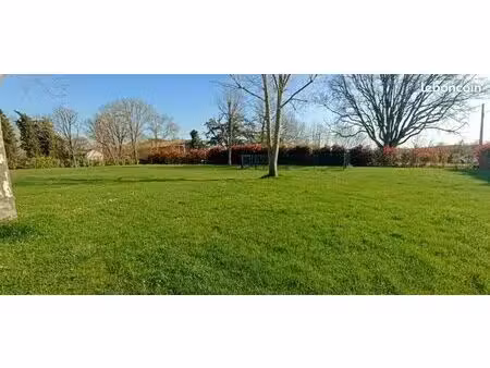 terrain 1 650 m² lasserre