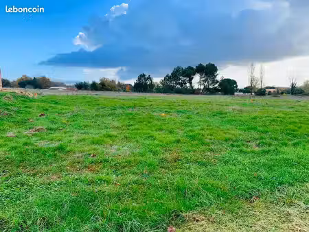 terrain 832 m² saint andre de cubzac