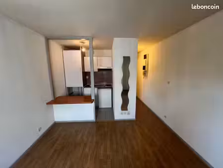 studio 1 pièce 21 m²