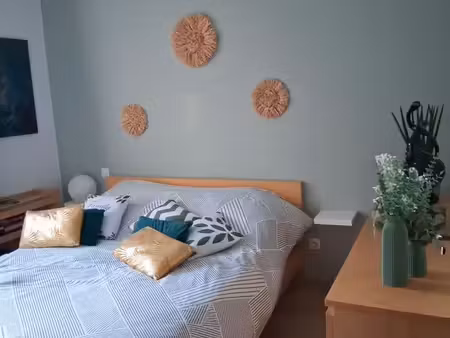 chambre individuelle avec salle de bain et wc privatifs