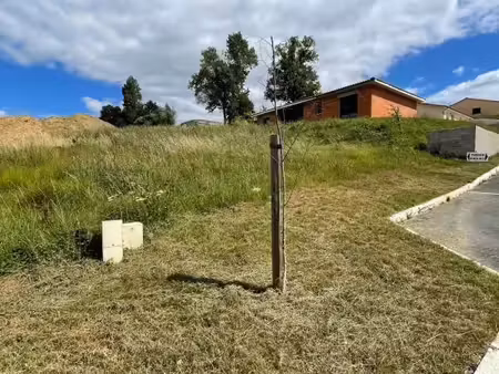 terrain 695 m² le pian sur garonne