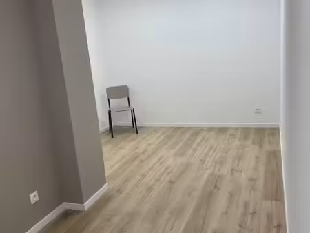 bureau individuel 15m²