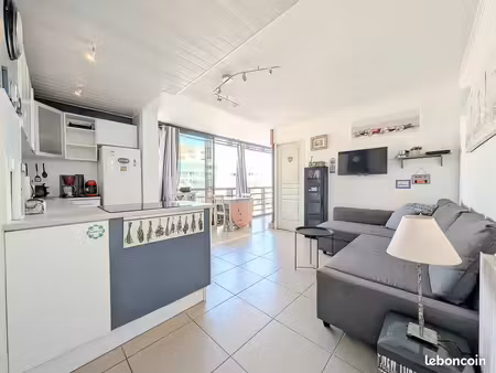 t3 standing cap d'agde/rochelongue - piscine - accès plage direct - - parking privé