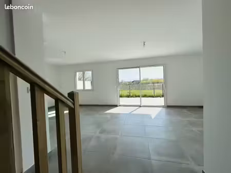 maison 4 pièces 85 m²