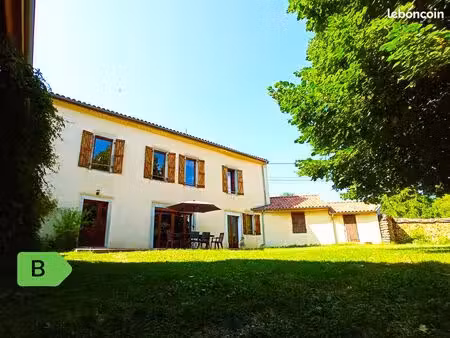 nid douillet xviiie  rénové bio++  au cœur des pyrénées