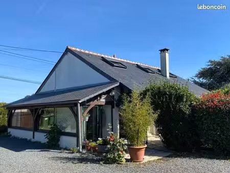 maison  terrain et dépendances