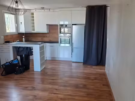 appartement t2 43m2 climatisé avec 2 extérieurs