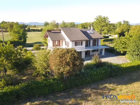 maison 7 pièces 166 m²